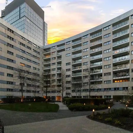 Oxygen By Your Freedom Varsó